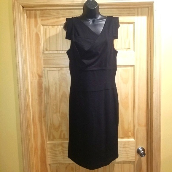 Chelsea & Theodore L Black Dress NWT Cap Sleeve Sheath Semi-formal - Picture 1 of 3